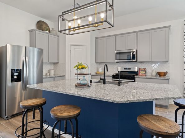 2614 Oakland Park Drive, Conroe TX 77385