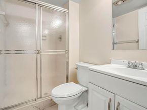 9872 Marina Blvd 1417, Boca Raton FL 33428