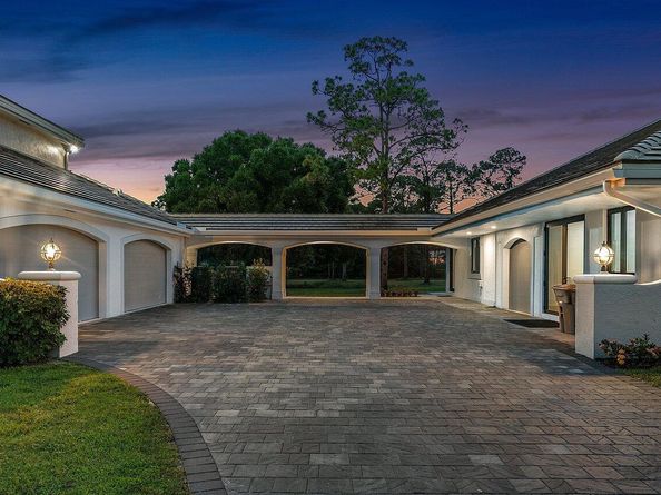 21677 El Bosque Way, Boca Raton FL 33428