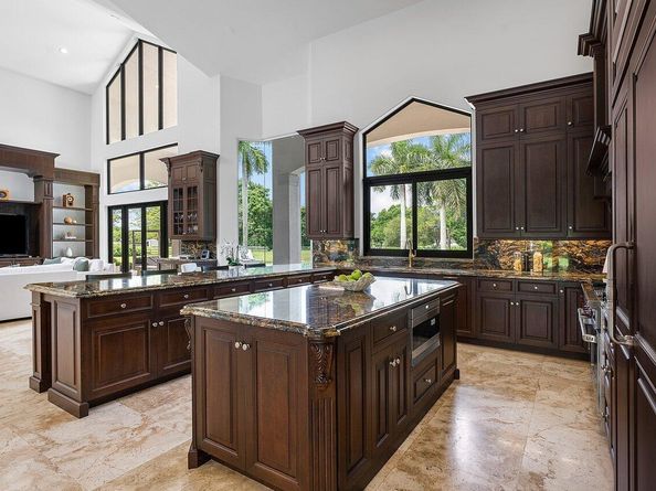 21677 El Bosque Way, Boca Raton FL 33428