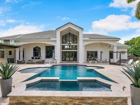 21677 El Bosque Way, Boca Raton FL 33428