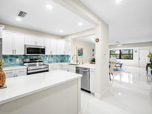 2016 SW 29th Court 5b1, Delray Beach FL 33445