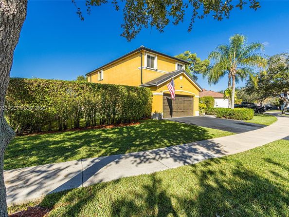 1280 Majesty Terrace, Weston FL 33327