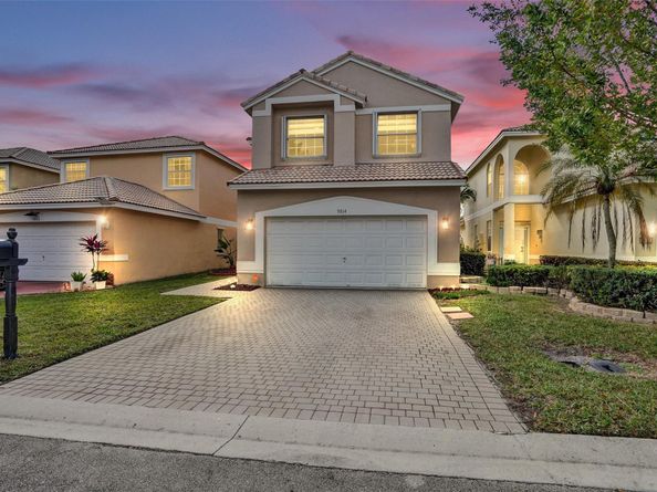 9814 NW 1st Manor, Coral Springs FL 33071
