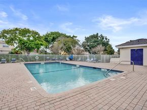 9814 NW 1st Manor, Coral Springs FL 33071