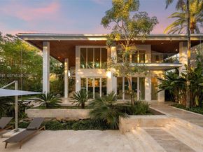 7150 W Lago Drive, Coral Gables FL 33143