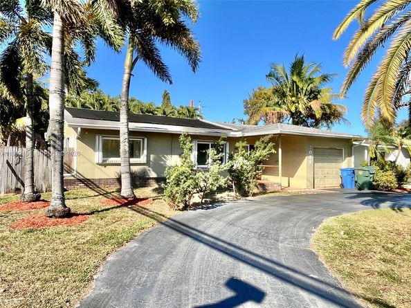 2031 NW 32nd Street, Oakland Park FL 33309