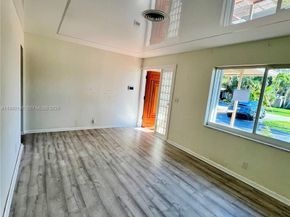 2031 NW 32nd Street, Oakland Park FL 33309