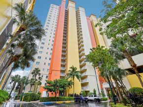 2650 Lake Shore Drive 1006, Riviera Beach FL 33404