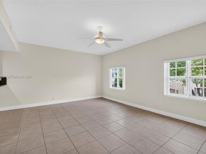 704 SW 1st Avenue, Pompano Beach FL 33060