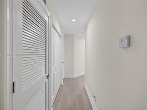 704 SW 1st Avenue, Pompano Beach FL 33060