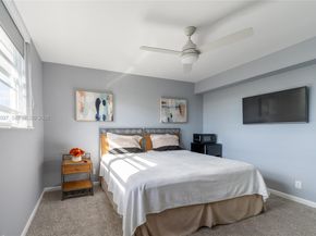 3910 Crystal Lake Dr 401 401, Deerfield Beach FL 33064