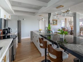 3910 Crystal Lake Dr 401 401, Deerfield Beach FL 33064