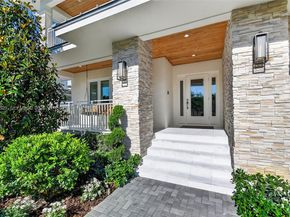 1017 S Palmway, Lake Worth FL 33460
