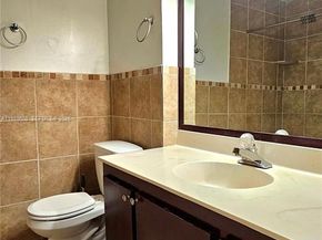 610 Commodore Drive, Plantation FL 33325