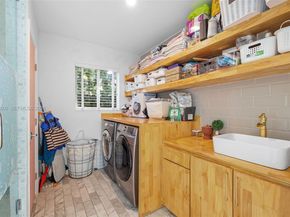 4490 Royal Palm Avenue, Miami Beach FL 33140