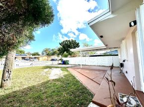 525 NW 15th Ter, Fort Lauderdale FL 33311