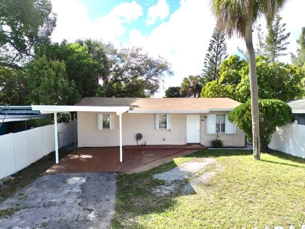 525 NW 15th Ter, Fort Lauderdale FL 33311