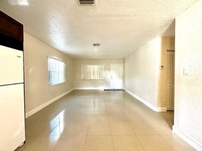 525 NW 15th Ter, Fort Lauderdale FL 33311