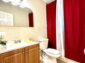 525 NW 15th Ter, Fort Lauderdale FL 33311