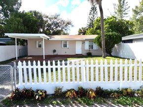 525 NW 15th Ter, Fort Lauderdale FL 33311