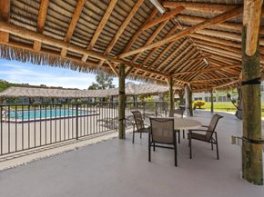 3405 NW 48 Avenue J514, Lauderdale Lakes FL 33319