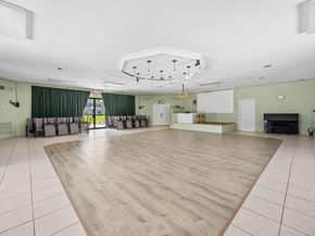 3405 NW 48 Avenue J514, Lauderdale Lakes FL 33319