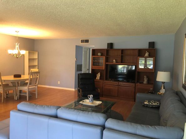 912 S South Drive Drive C, Delray Beach FL 33445