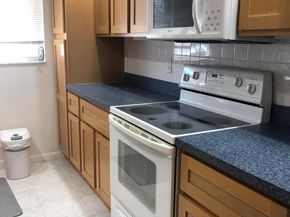 912 S South Drive Drive C, Delray Beach FL 33445