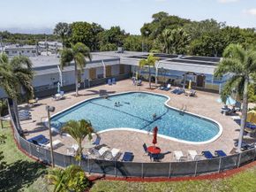 3402 Cynthia Lane 201, Lake Worth Beach FL 33461