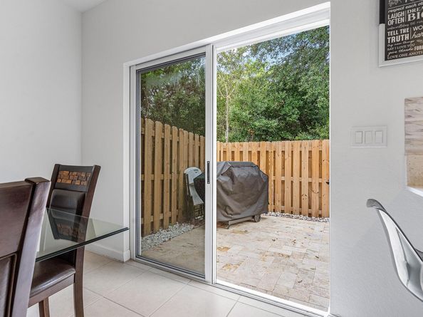 2781 NW 55th Way, Lauderhill FL 33313