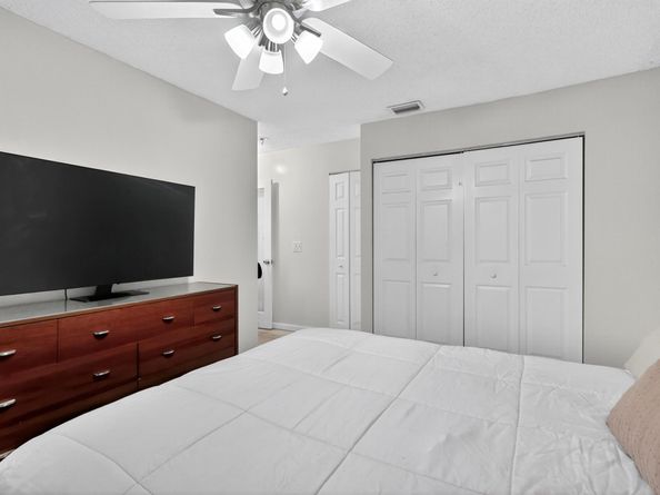 8681 SW 15th Street, Pembroke Pines FL 33025