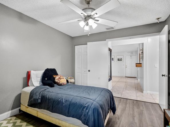 8681 SW 15th Street, Pembroke Pines FL 33025