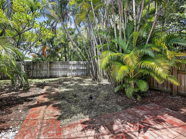 5290 NE 18th Ave, Fort Lauderdale FL 33334