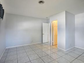 5290 NE 18th Ave, Fort Lauderdale FL 33334