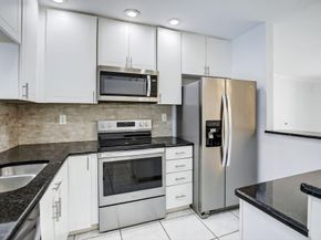 5290 NE 18th Ave, Fort Lauderdale FL 33334