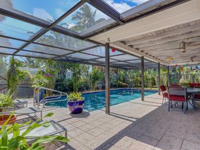 10046 Dahlia Avenue, Palm Beach Gardens FL 33410