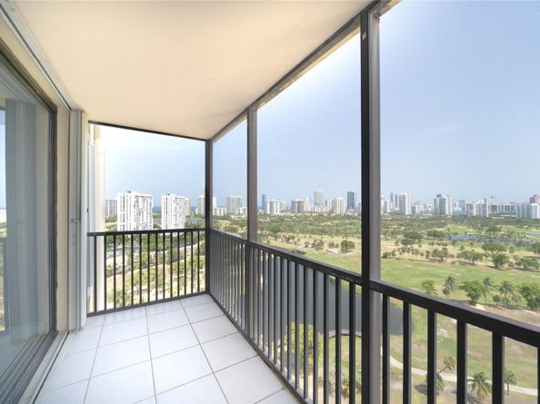 20379 W Country Club Dr 2234, Aventura FL 33180