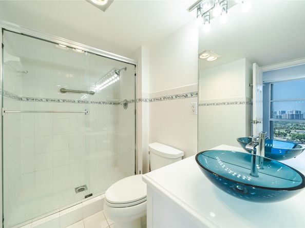 20379 W Country Club Dr 2234, Aventura FL 33180
