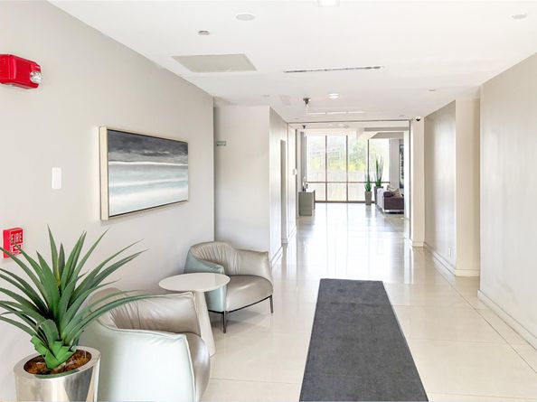 20379 W Country Club Dr 2234, Aventura FL 33180