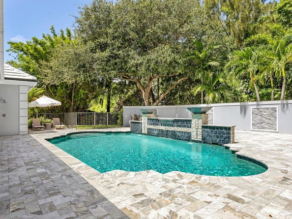 12375 Ridge Road Road, North Palm Beach FL 33408