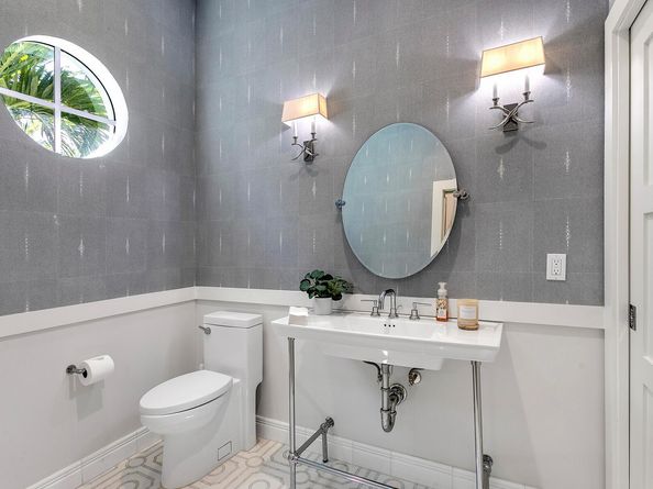 12375 Ridge Road Road, North Palm Beach FL 33408