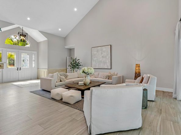 12375 Ridge Road Road, North Palm Beach FL 33408