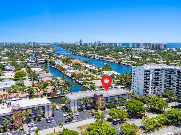 3121 NE 51st St 303E, Fort Lauderdale FL 33308