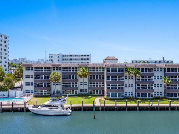 3121 NE 51st St 303E, Fort Lauderdale FL 33308