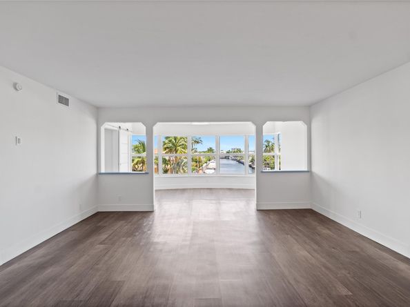 3121 NE 51st St 303E, Fort Lauderdale FL 33308