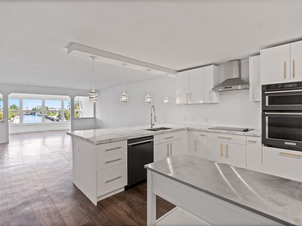 3121 NE 51st St 303E, Fort Lauderdale FL 33308