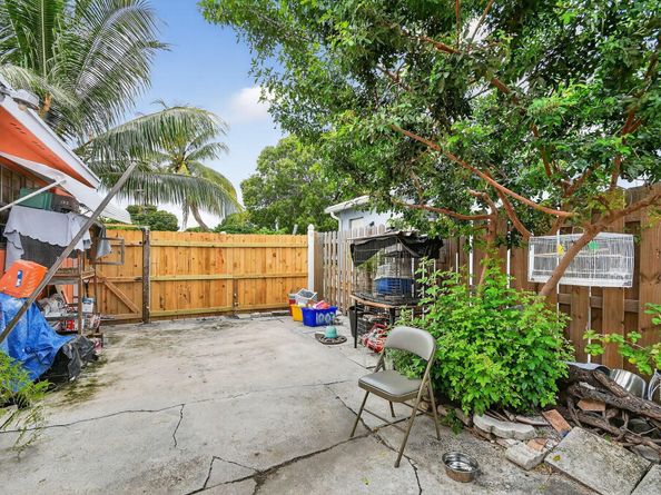 1007 Almeria Road, West Palm Beach FL 33405