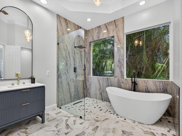 6778 Oakmont Way, West Palm Beach FL 33412