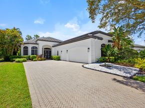 6778 Oakmont Way, West Palm Beach FL 33412